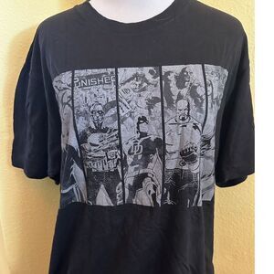 Marvel The Defenders Tee Shirt!‎
